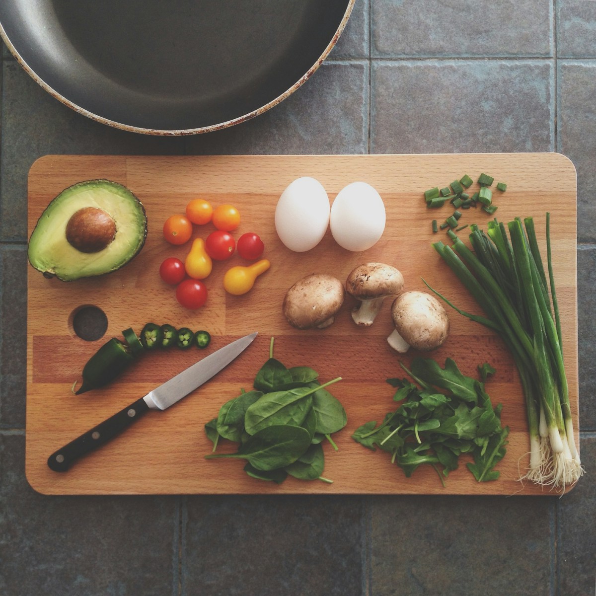 Ingredientes frescos separados para cozinhar